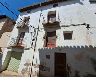 Exterior view of House or chalet for sale in Calanda