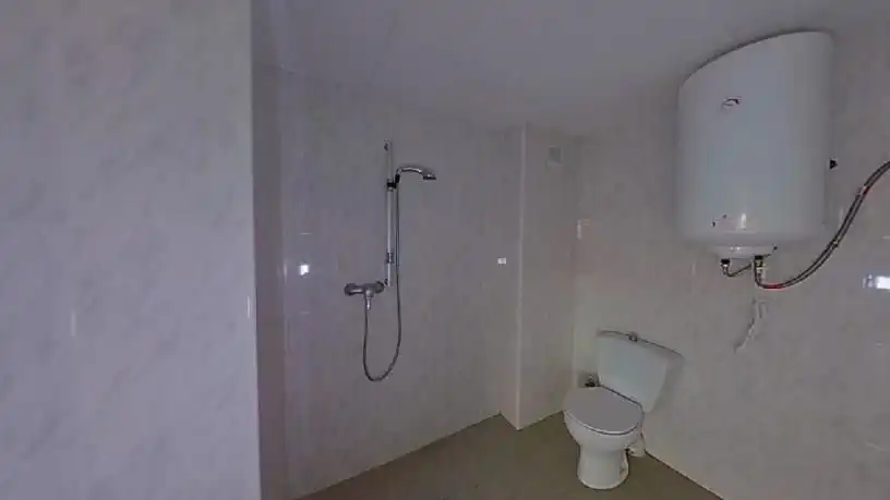 Badezimmer von Wohnung zum Verkauf in Calella