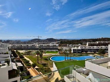 Appartamento con piscina in vendita a Carrer de Colombia