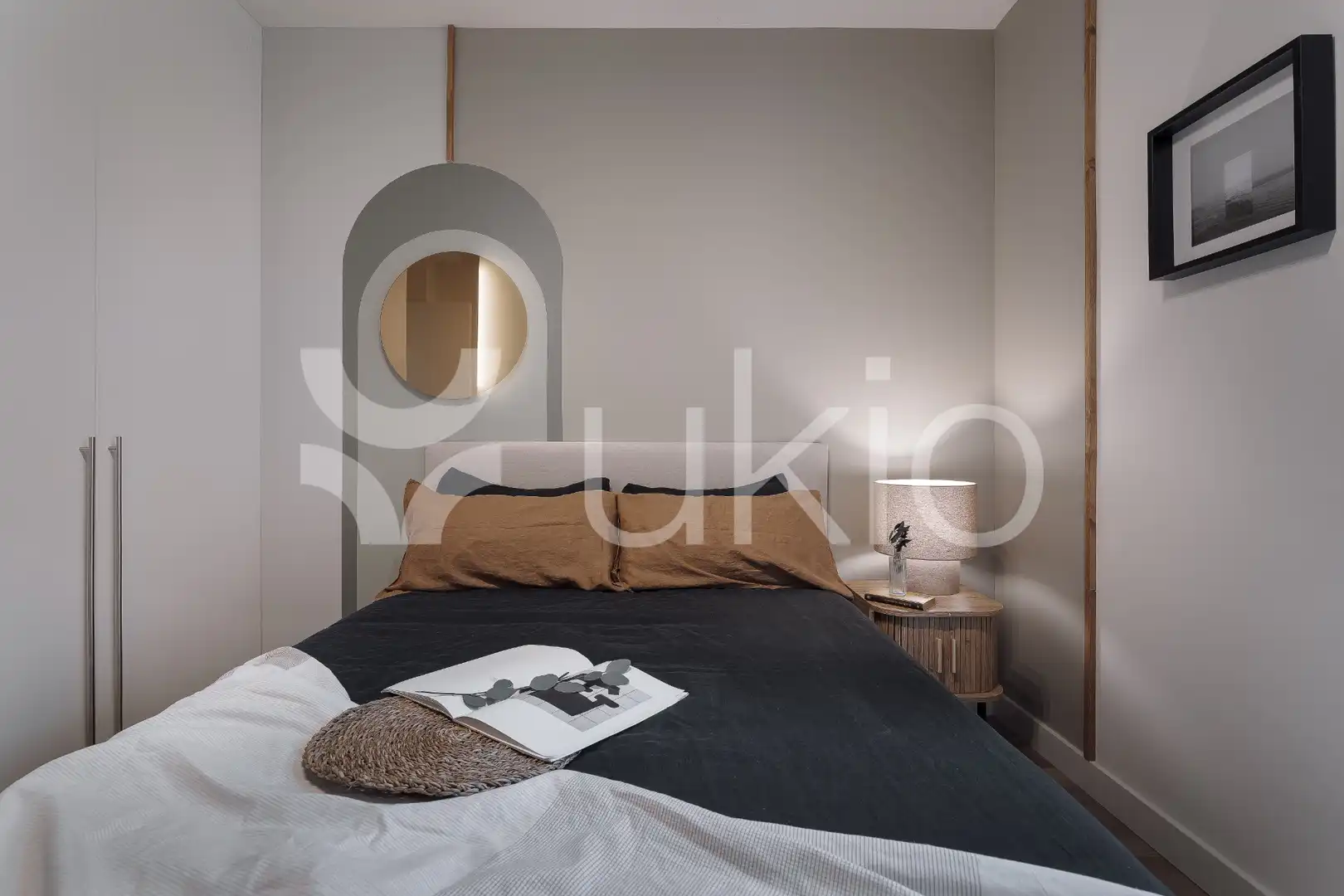 Dormitori de Apartament de lloguer en Madrid amb Aire condicionat, Calefacció i Terrassa