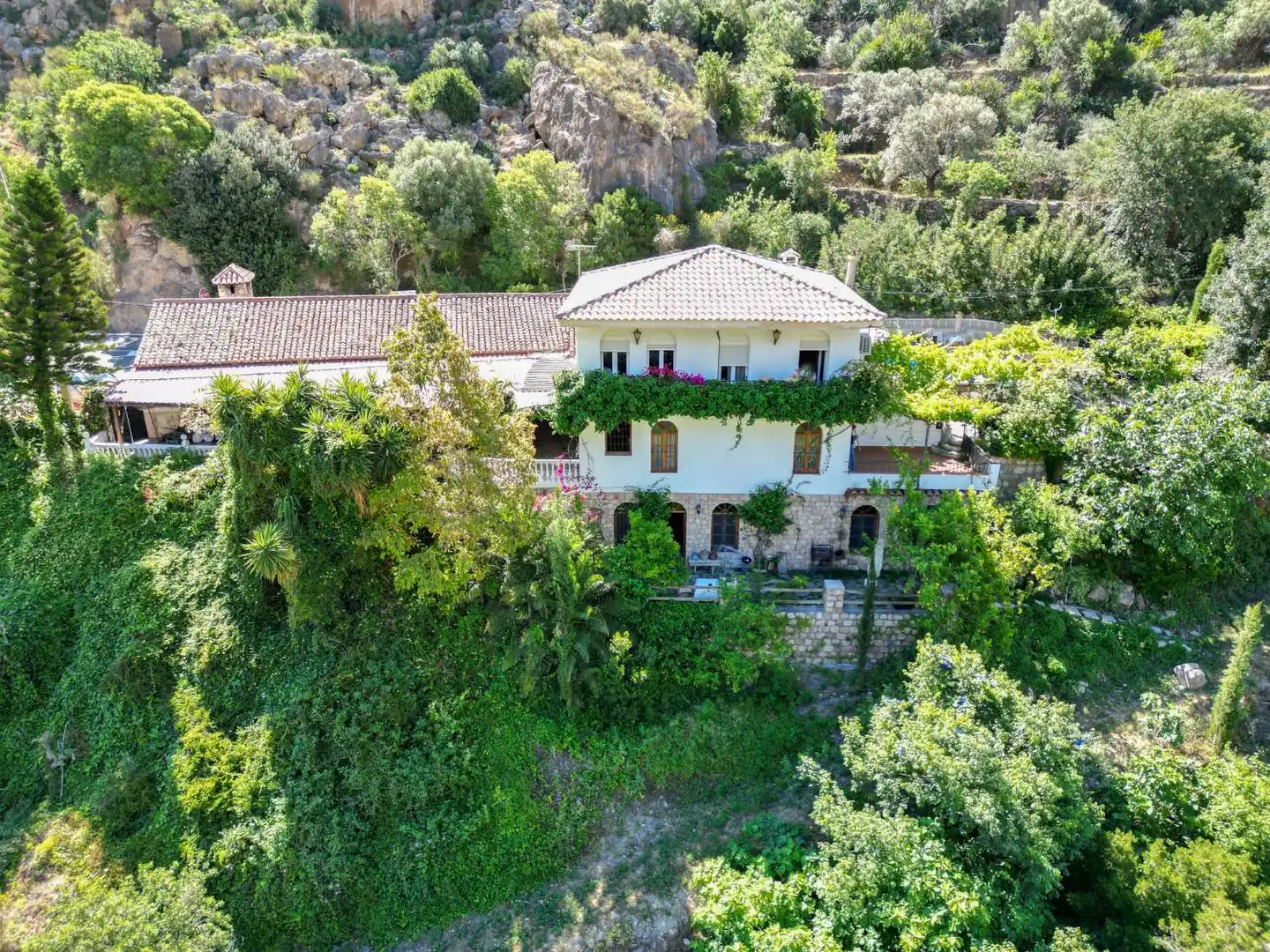 Vista exterior de Finca rústica en venda en Vélez de Benaudalla amb Aire condicionat, Terrassa i Traster