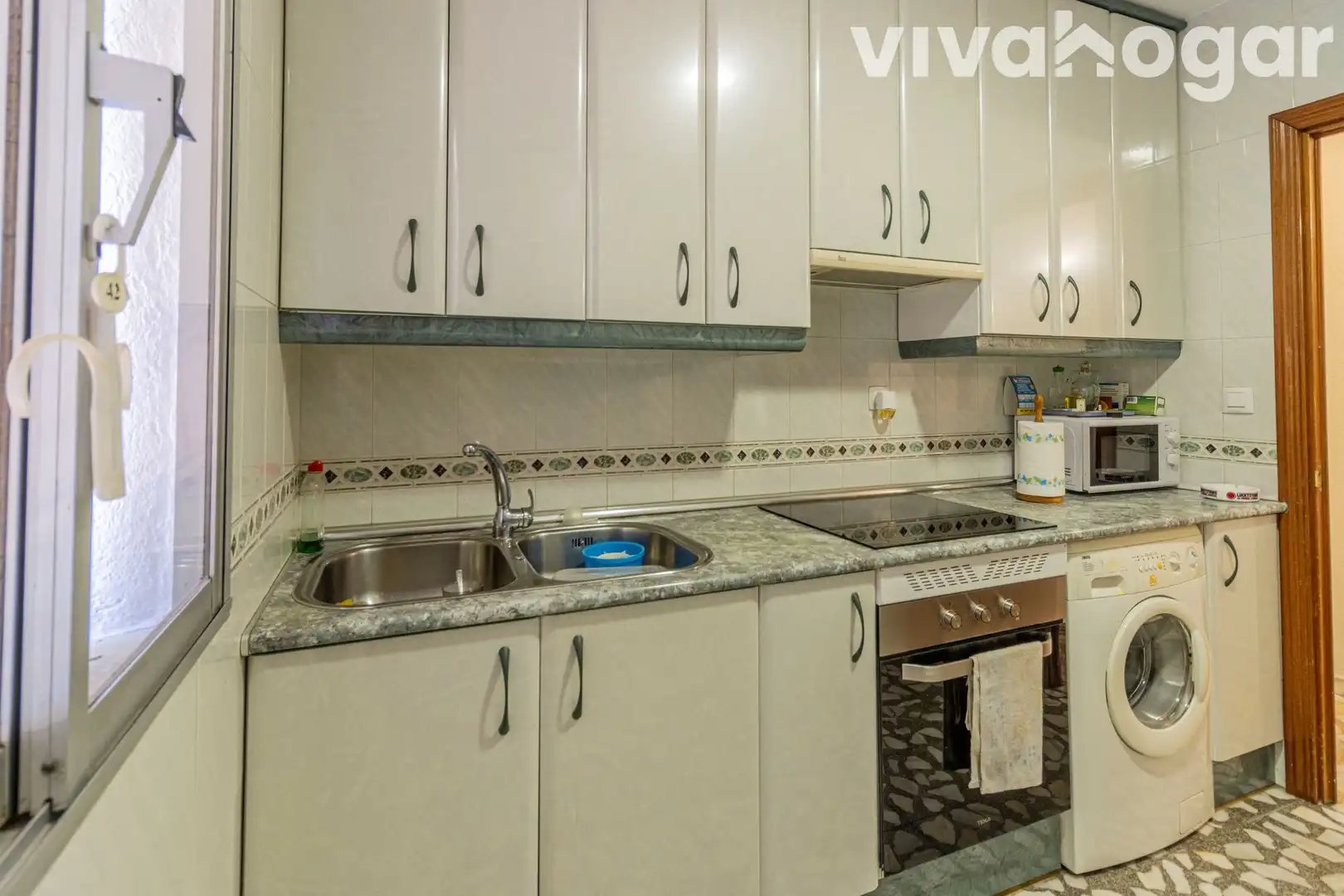Kitchen of Houses for sale in Madrid  with Heating, Terrace and Storage room