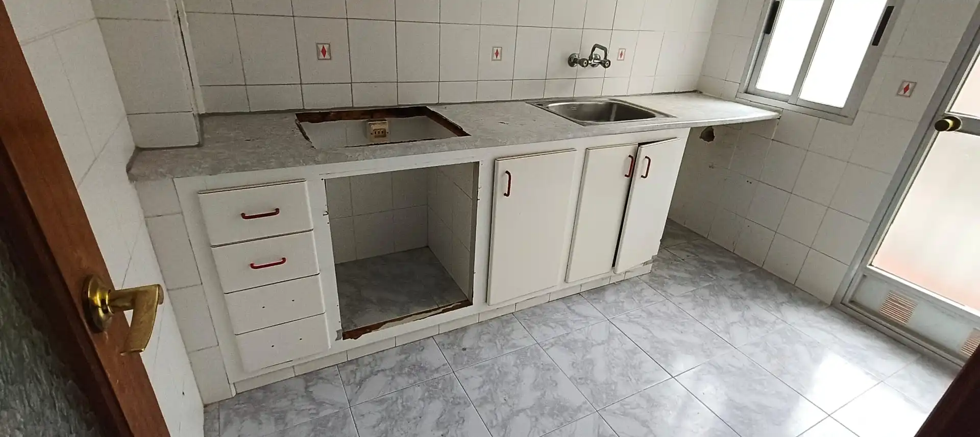Kitchen of Flat for sale in Almoines