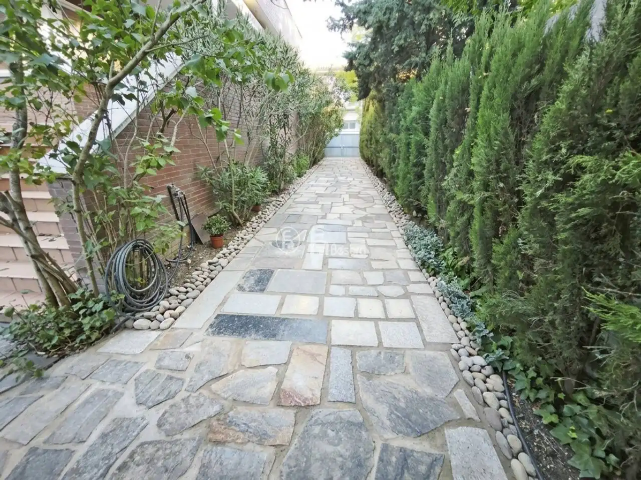 Casa aparellada amb jardí en venda a Avenida Lluís Companys, imagen 41