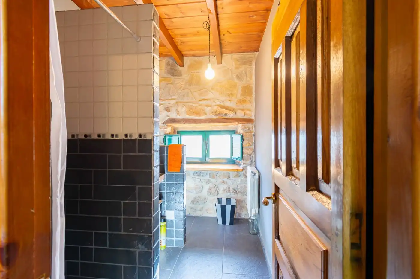 Baño de Casa o chalet en venta en Boca de Huérgano con Trastero y Amueblado