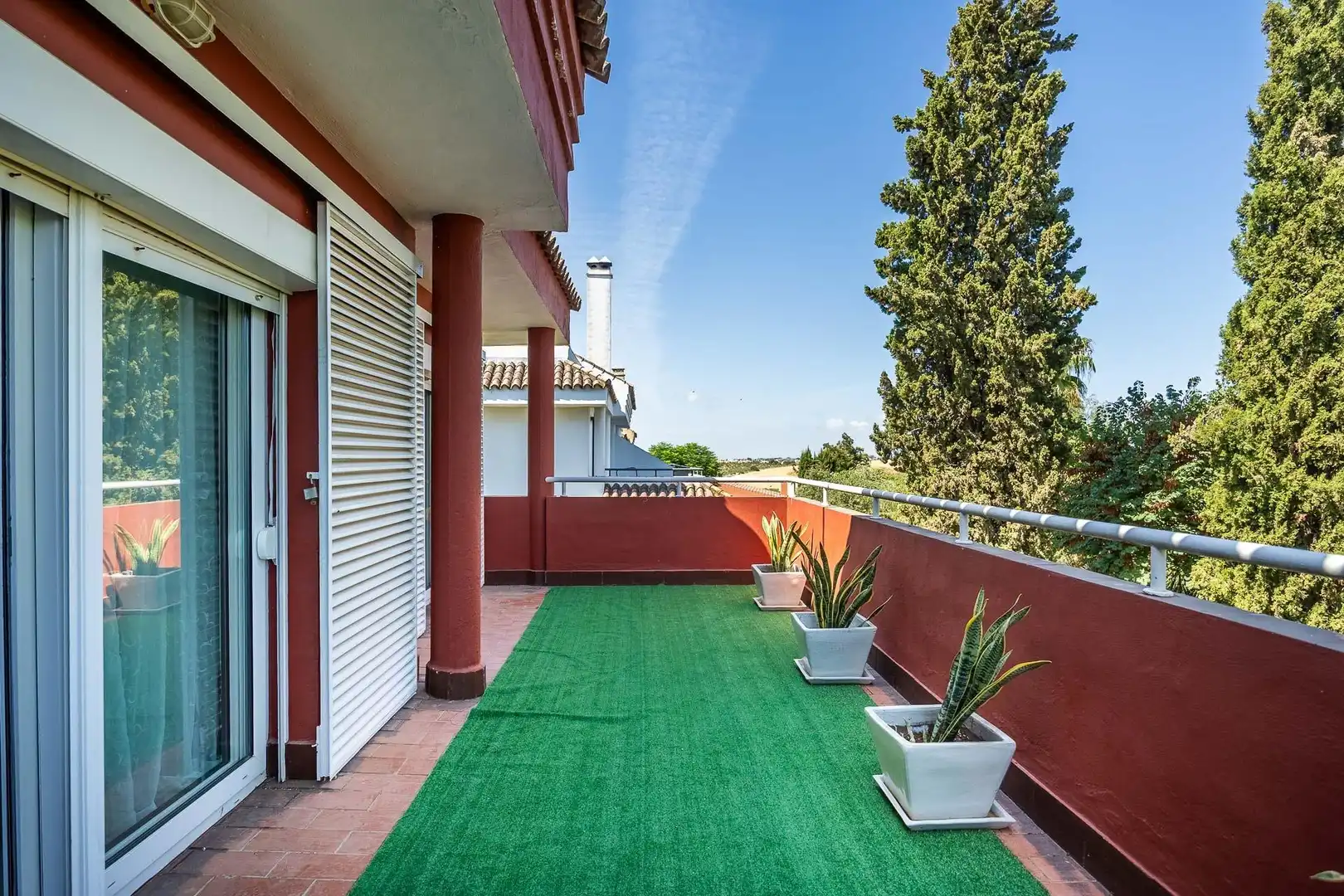 Terrassa de Casa o xalet en venda en Mairena del Aljarafe amb Aire condicionat, Calefacció i Jardí privat