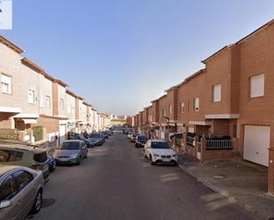 Exterior view of Single-family semi-detached for sale in Chozas de Canales  with Terrace