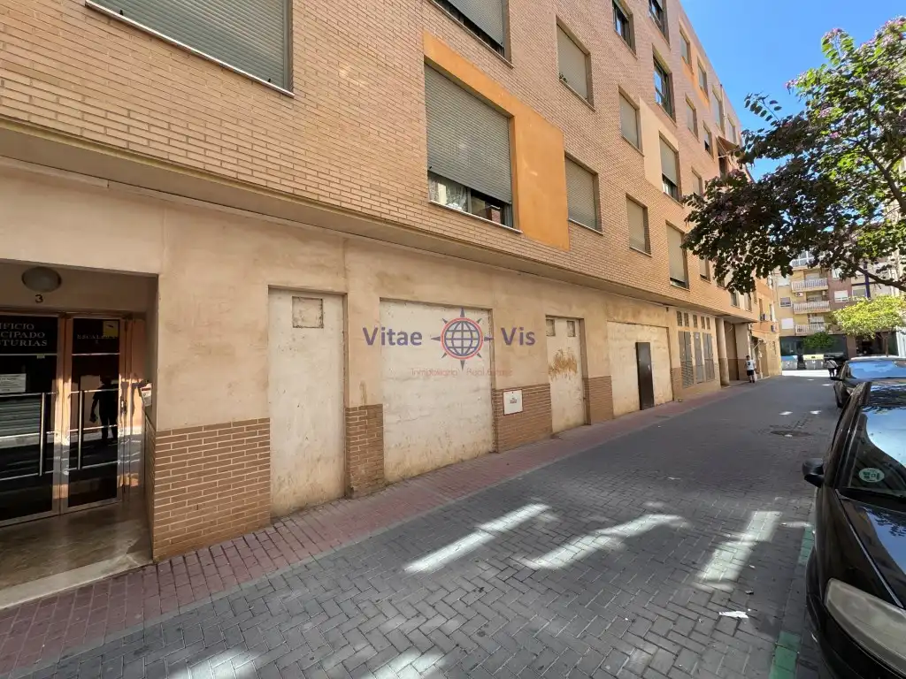 Local comercial en venta en Calle Castilla, imagen 2