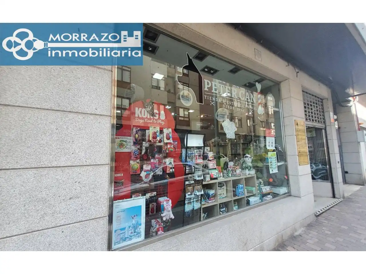 Business premises for transfer in Calle Alfonso Rodríguez Castelao 3, imagen 2