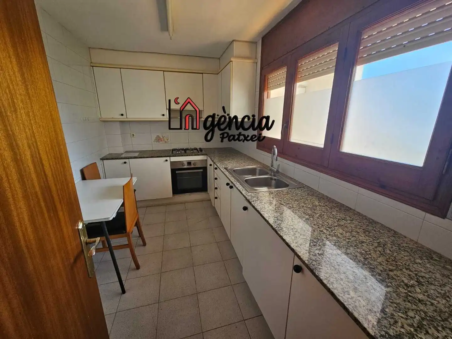 Cuina de Casa adosada en venda en Palafrugell amb Aire condicionat, Calefacció i Jardí privat