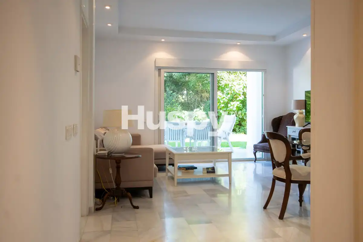 Wohnzimmer von Wohnung zur Miete in Nueva Andalucía