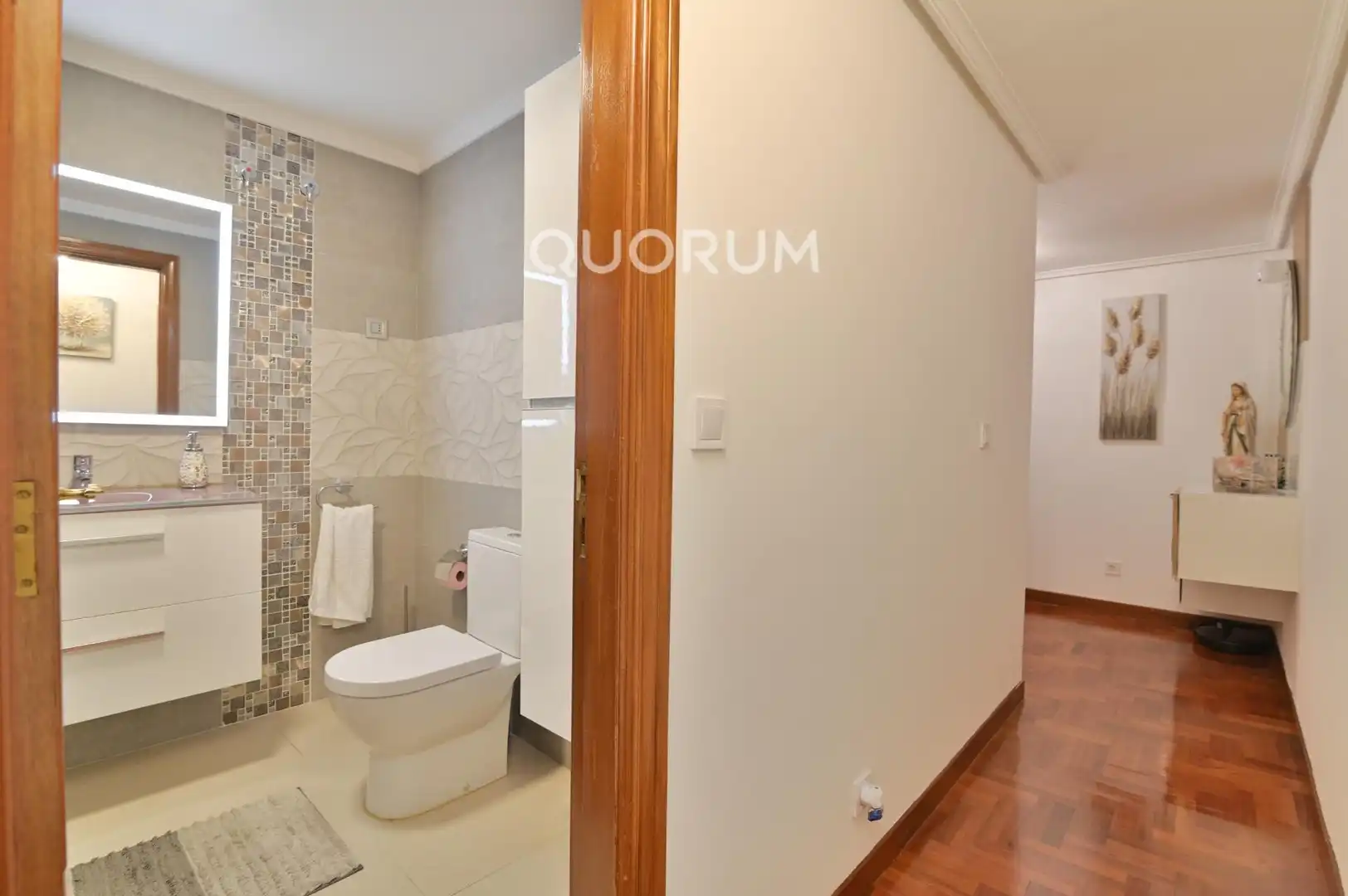 Bathroom of Flat for sale in Galdakao  with Air Conditioner, Heating and Furnished