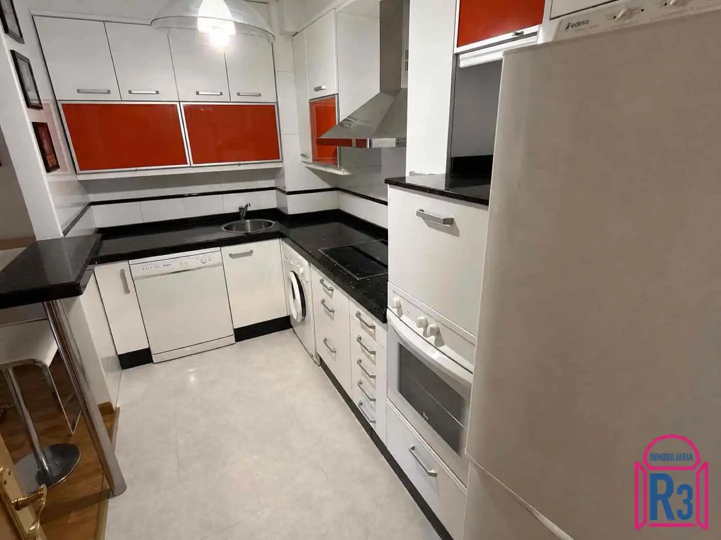 Cocina de Apartamento de alquiler en León Capital  con Calefacción, Terraza y Amueblado