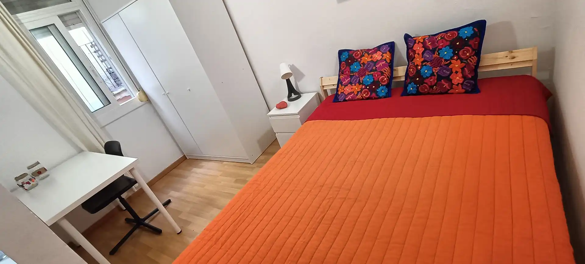 Estudi de lloguer a Carrer de les Carretes, El Raval