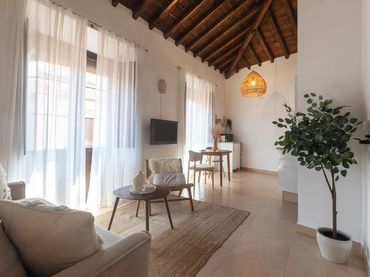 Mini appartamento con balcone in vendita a Centro