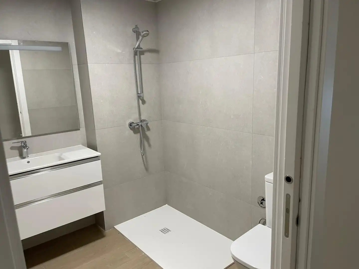 Appartamento con terrazza in vendita a Carrer de Cèsar Martinell i Brunet 19, imagen 6