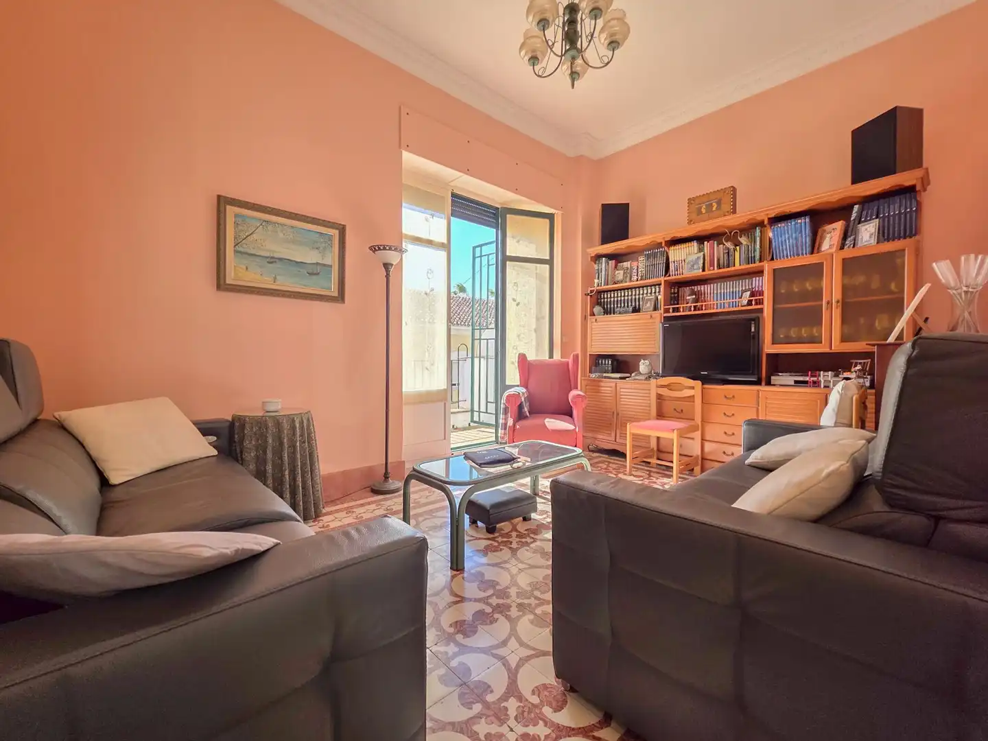 Sala d'estar de Casa o xalet en venda en Málaga amb Aire condicionat, Calefacció i Terrassa
