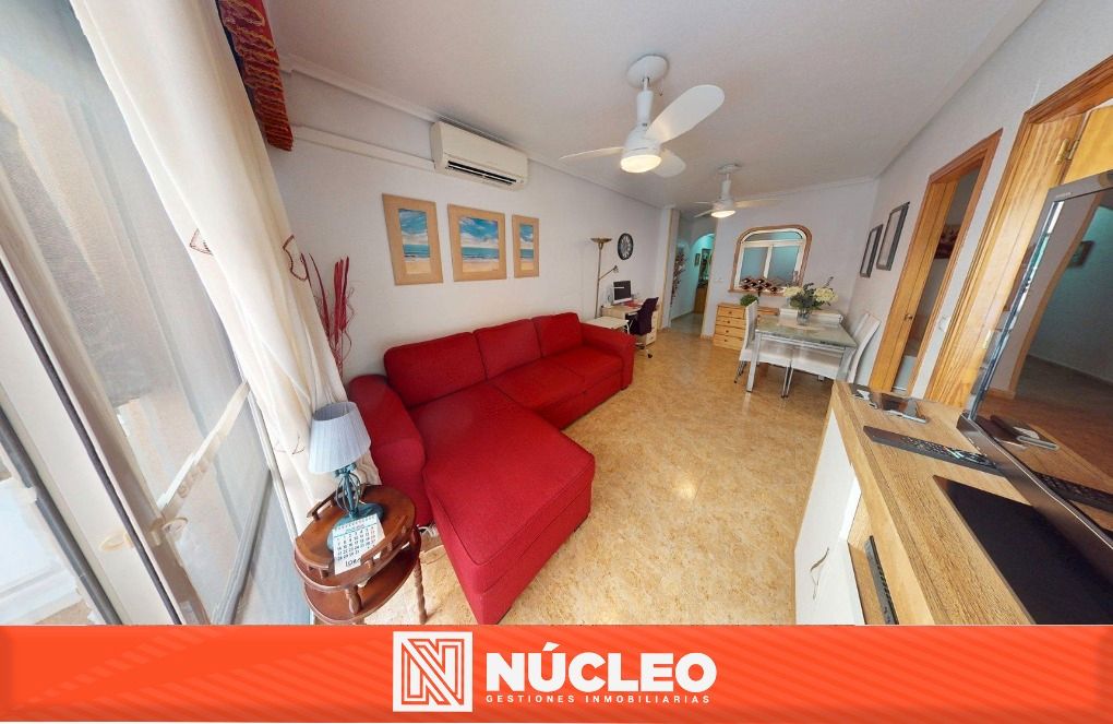 Sala d'estar de Pis en venda en Torrevieja amb Aire condicionat, Calefacció i Terrassa