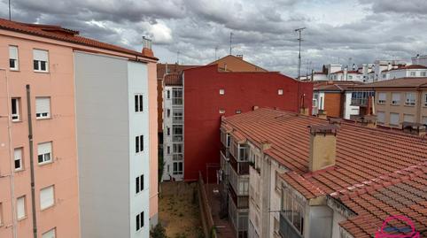 Foto 4 de Apartament en venda a Miguel Zaera, 7, El Ejido - Santa Ana, León Capital
