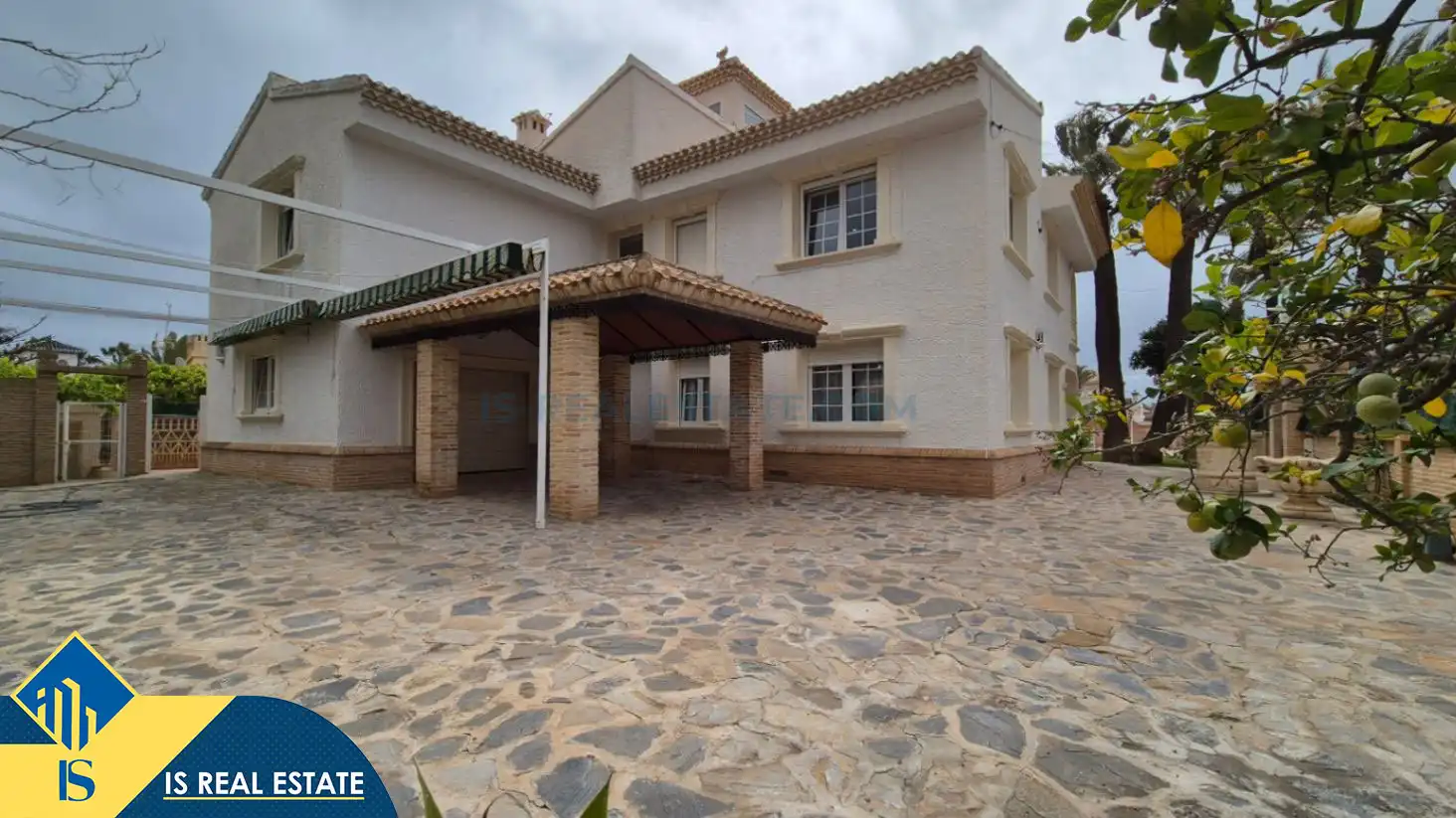 Villa avec piscine à vendre à Orihuela Costa