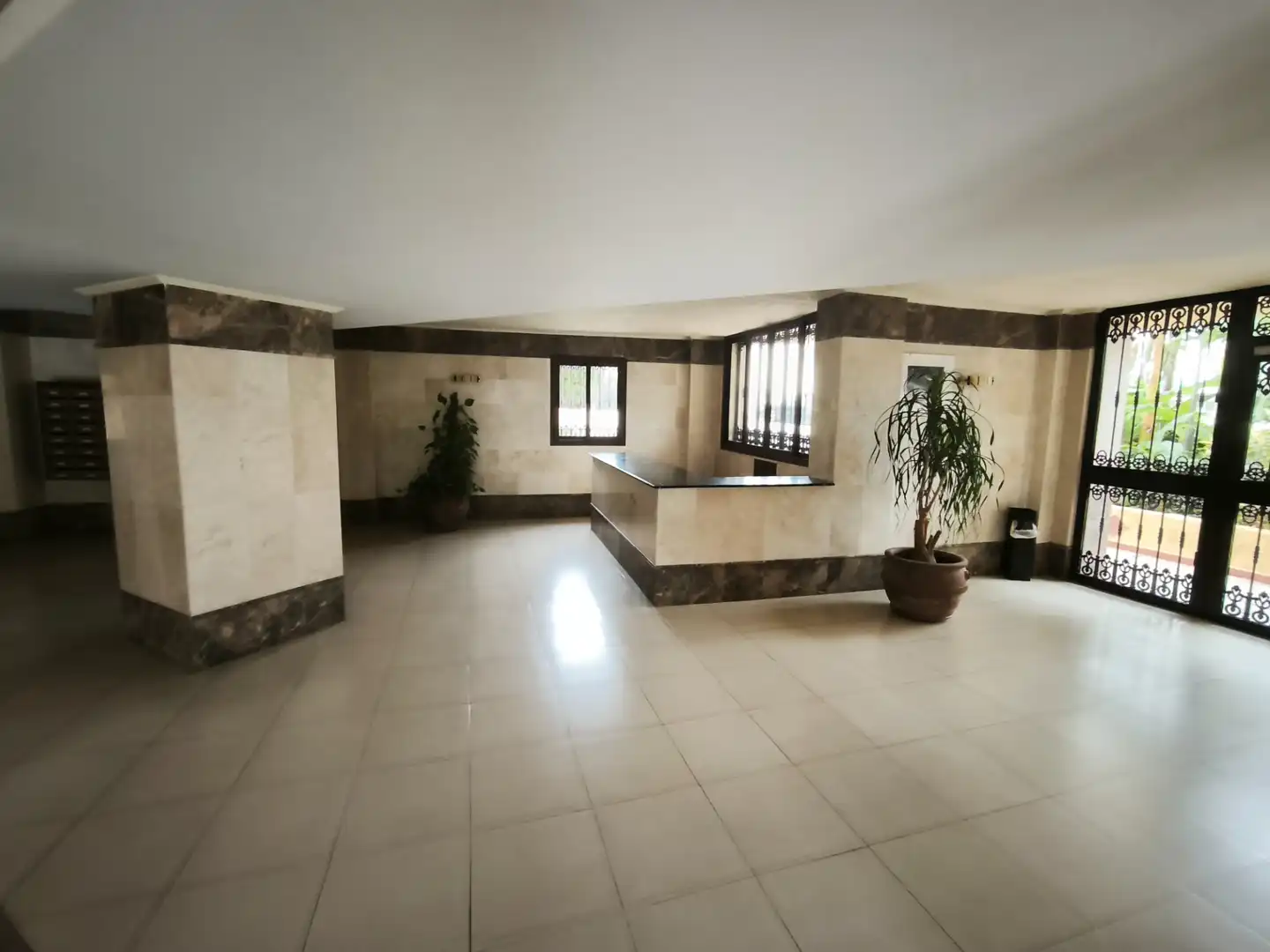 Apartament amb piscina en venda a Calle Decano José Gómez Rando 2, imagen 9