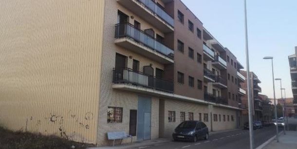 Exterior view of Building for sale in Alfarràs