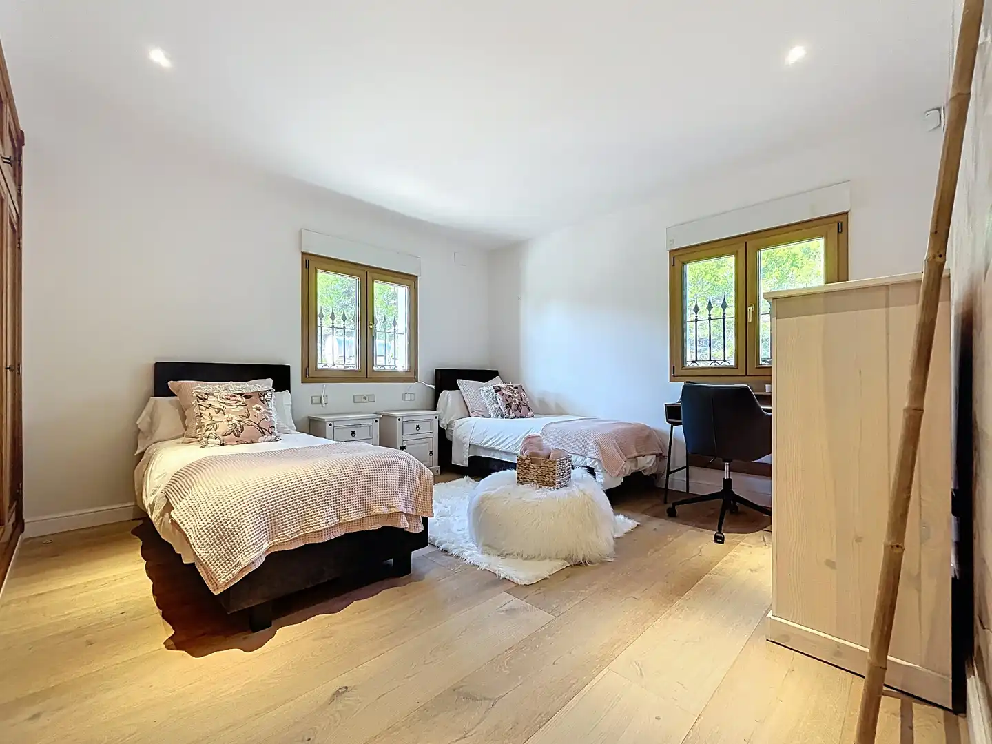 Habitación de Casa o chalet en venta en La Nucia con Jardín privado, Terraza y Piscina