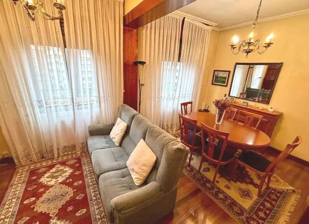Piso en venta en Avenida del Ferrocarril, Ametzola