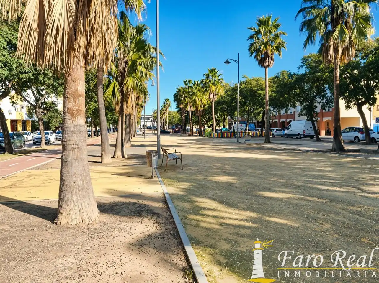 Vista exterior de Pis en venda en Sanlúcar de Barrameda amb Aire condicionat, Terrassa i Moblat