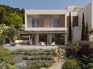 Neubau-Haus mit Pool zum Verkauf in Carrer del Montgrí 6