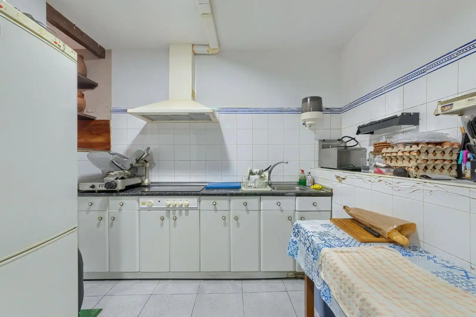 Cuina de Local en venda en Portugalete amb Terrassa i Moblat