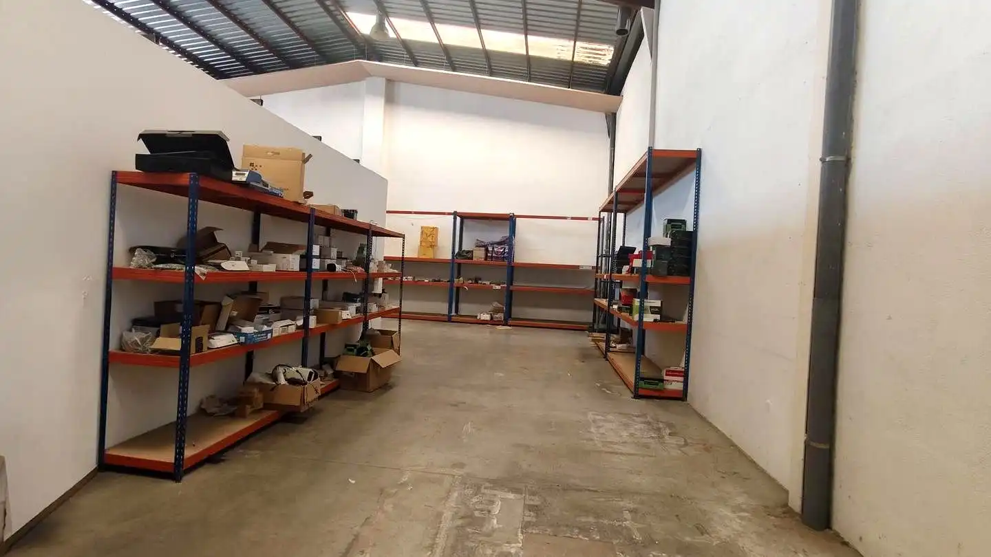Nave industrial de alquiler en Torrejón de Ardoz