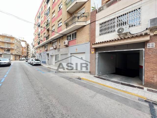 Garaje en Venta en Centre