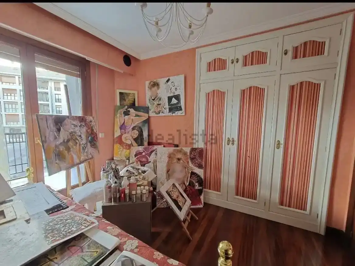 Bedroom of Flat for sale in Irun 