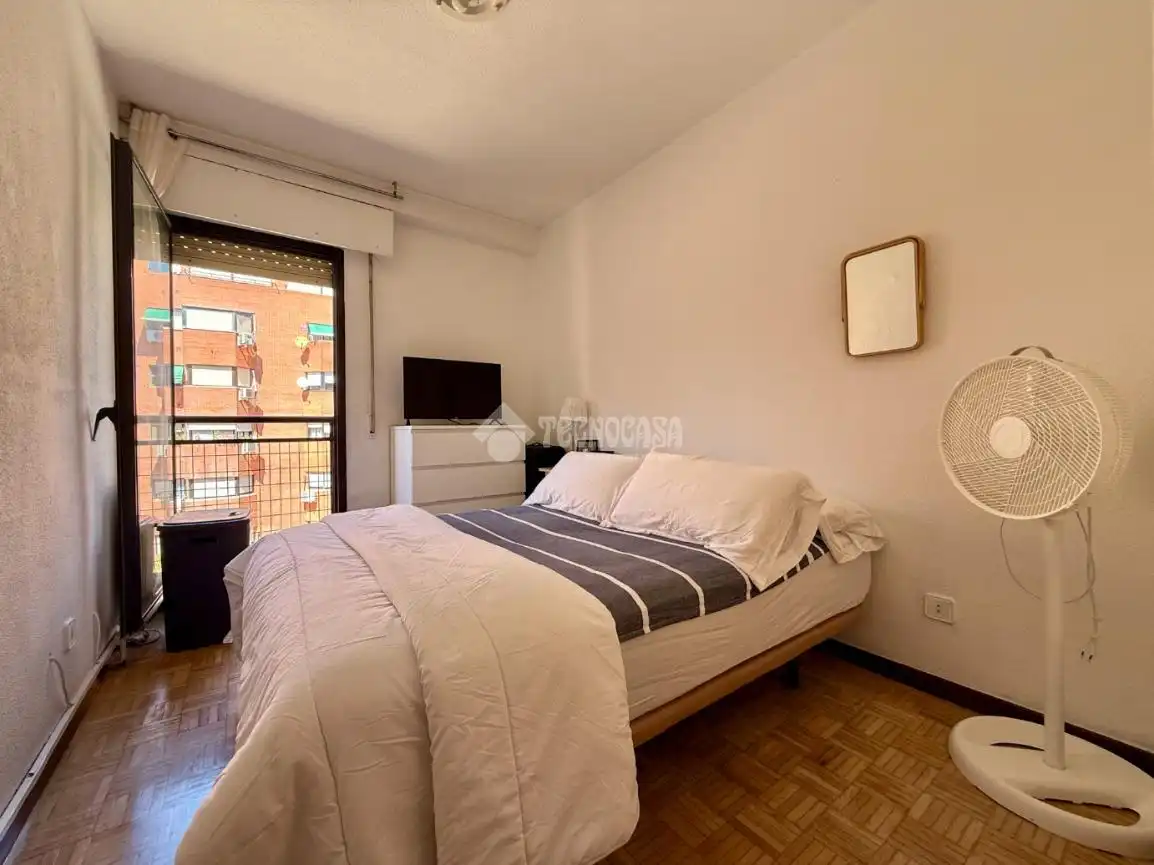 Dormitori de Pis en venda en Madrid amb Calefacció