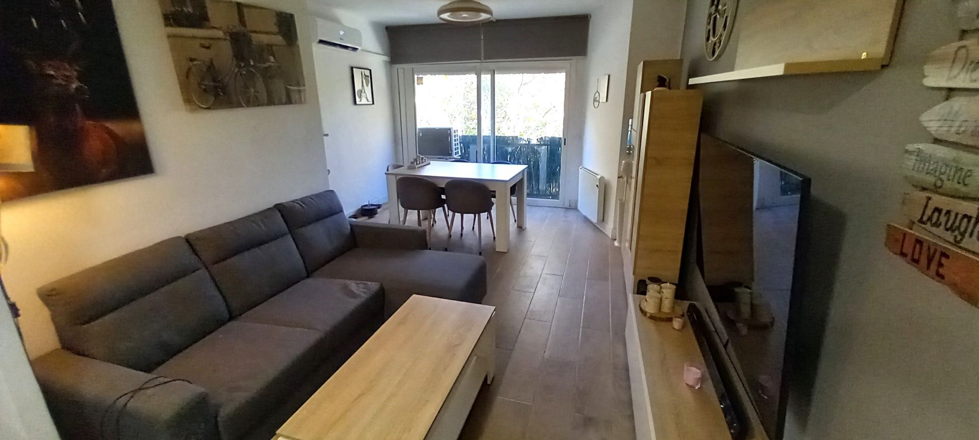 Living room of Flat for sale in Granollers  with Air Conditioner, Heating and Parquet flooring