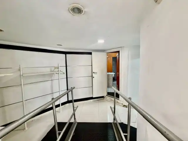 Geschaftsraum zur Miete in Carrer de Sant Vicent Màrtir, Sant Francesc