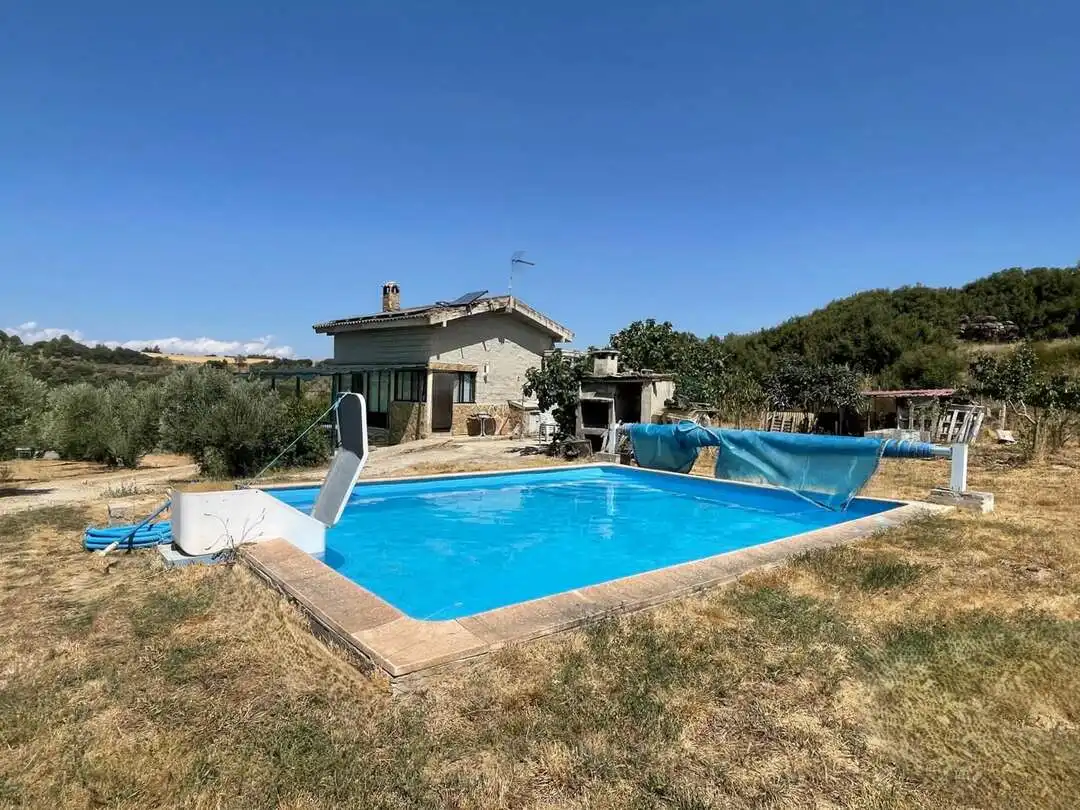 Piscina de Terreno en venta en Pueyo / Puiu