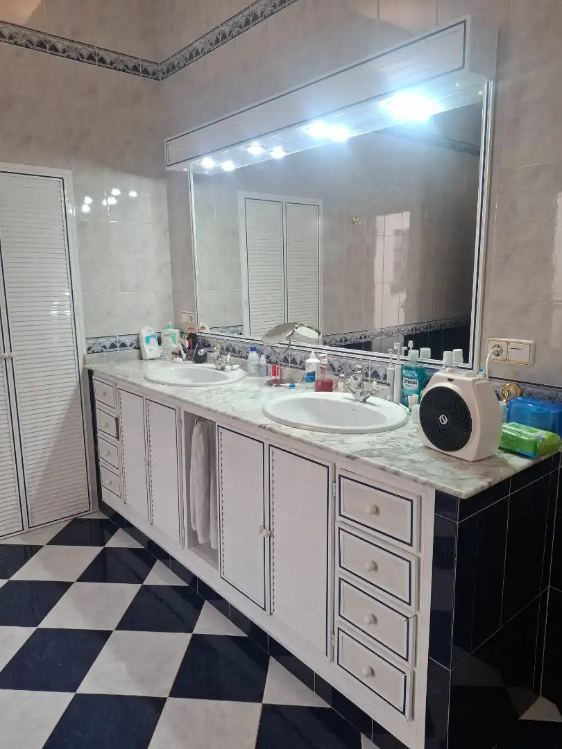 Bany de Casa o xalet en venda en El Viso del Alcor amb Aire condicionat i Moblat
