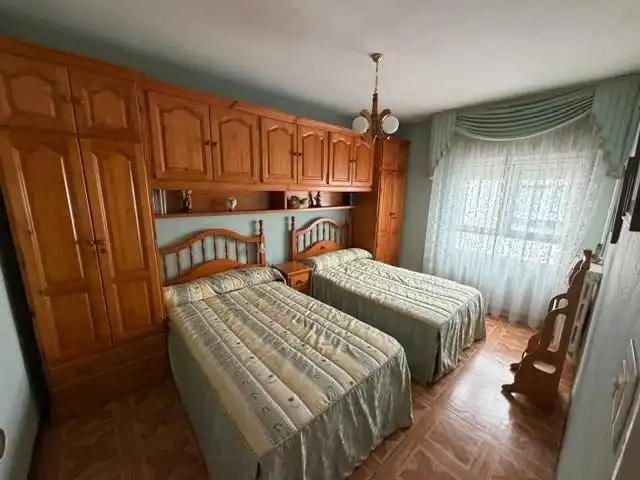 Schlafzimmer von Wohnung zum Verkauf in León Capital  mit Heizung und Möbliert