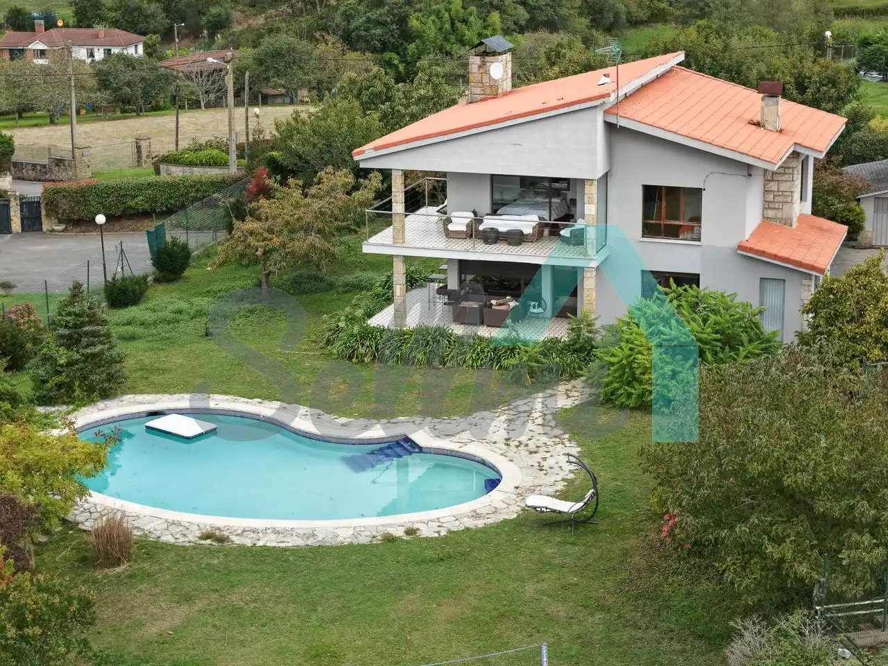 Casa amb jardí en venda a Camin de´l Bayu