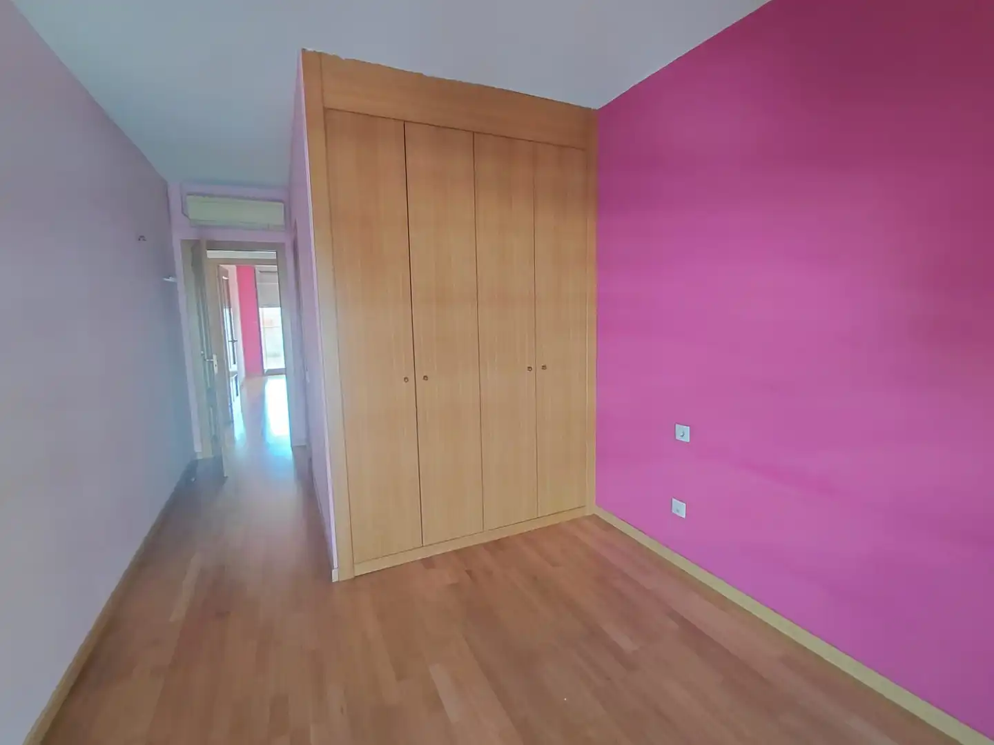 Flat for rent in Carrer de Calderón de la Barca, Mercat