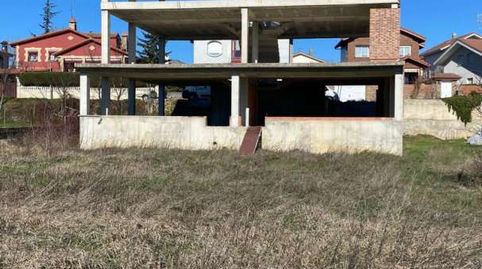 Foto 3 de Casa adosada en venta en Medina de Pomar, Burgos