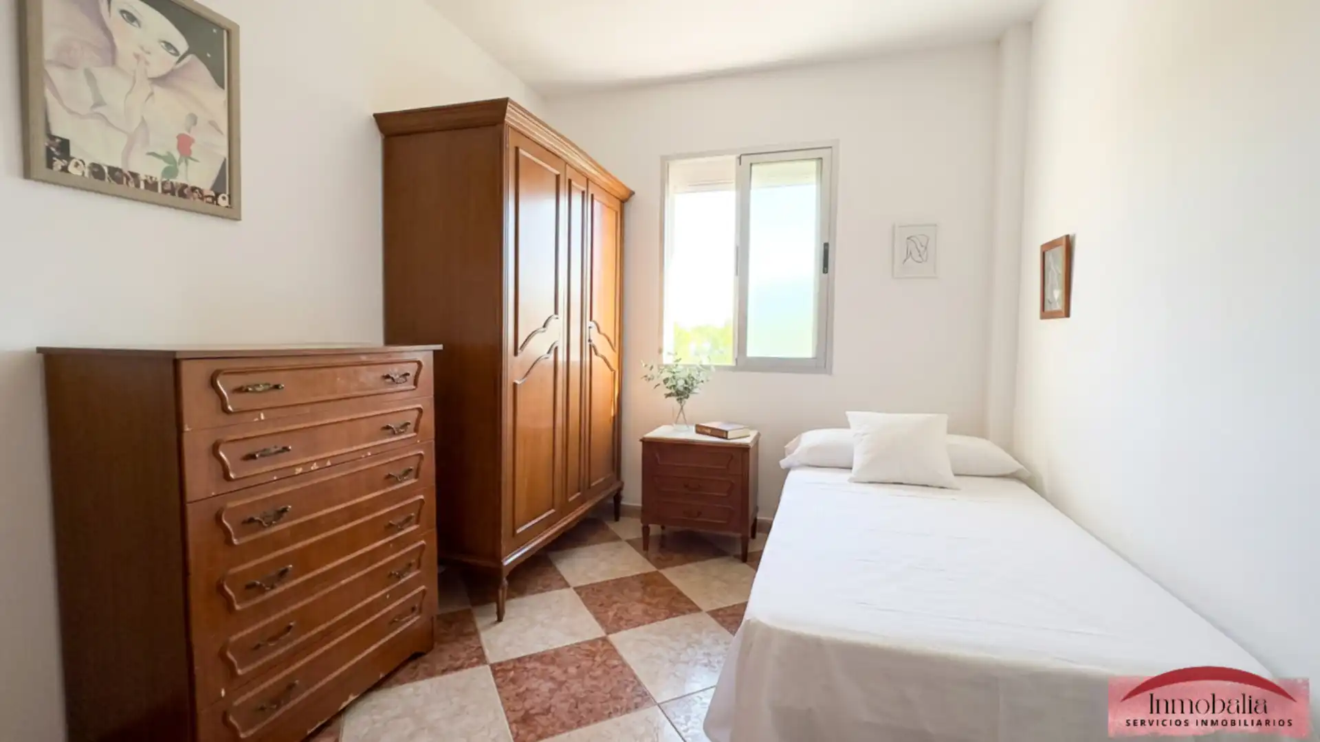 Habitación de Piso en venta en Sevilla con Aire acondicionado, Terraza y Amueblado