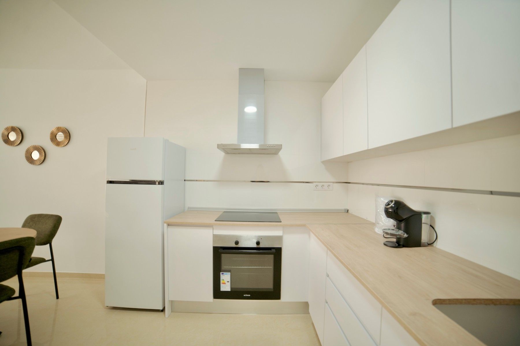 Cuina de Apartament en venda en Águilas amb Traster, Moblat i Forn