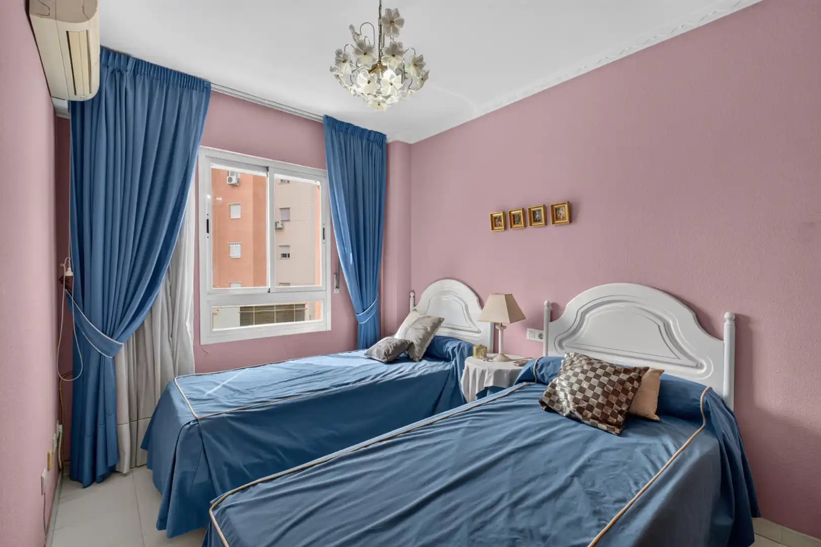 Habitación de Piso en venta en Málaga con Aire acondicionado