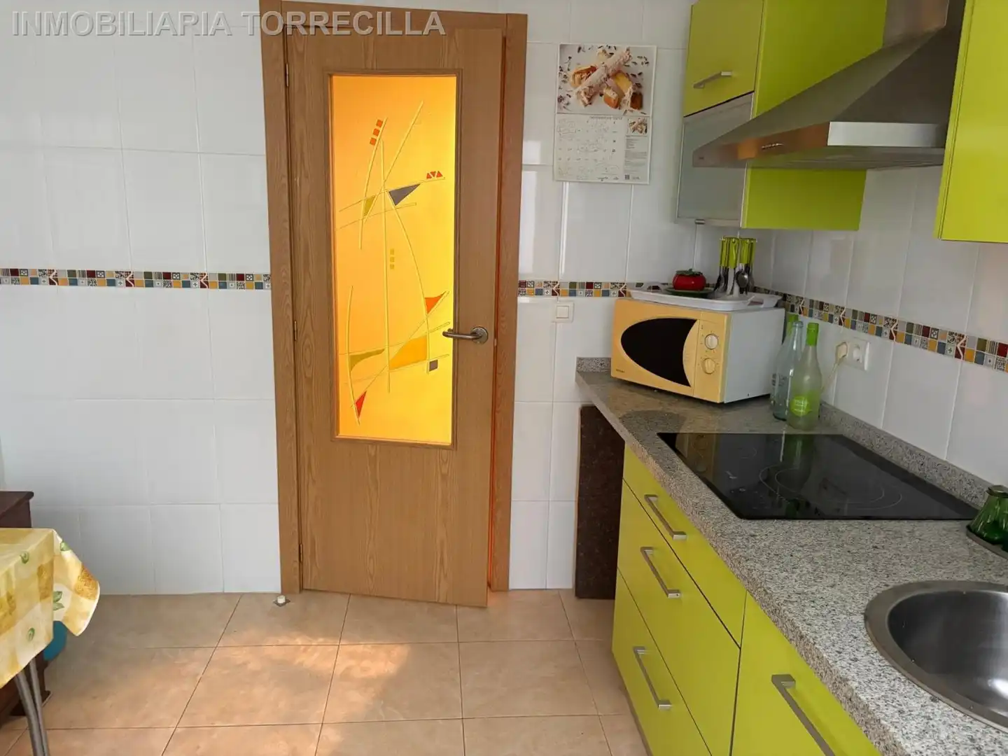 Cuina de Pis en venda en Valladolid amb Moblat i TV