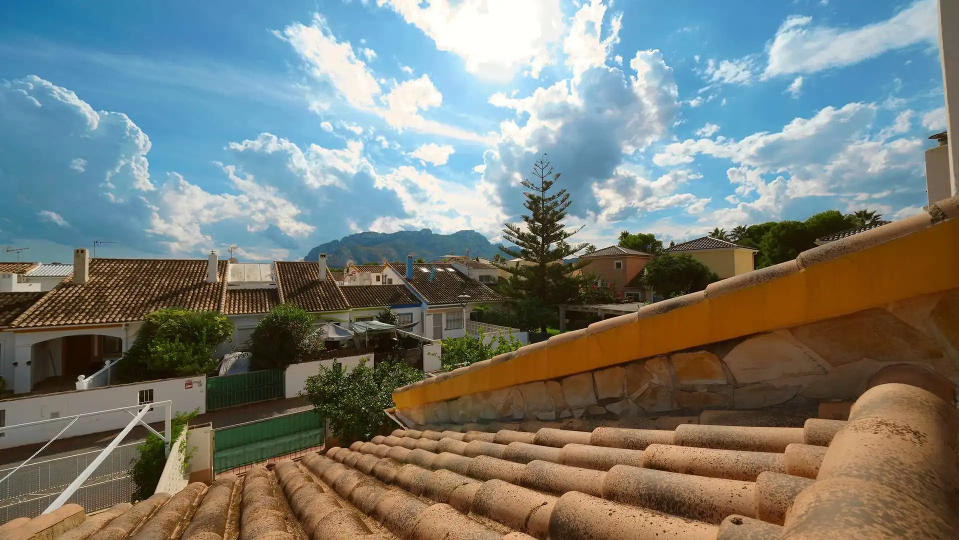 Vista exterior de Casa adosada en venda en El Verger amb Aire condicionat, Jardí privat i Terrassa