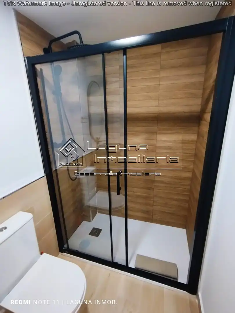 Badezimmer von Wohnung zur Miete in Cádiz mit Klimaanlage und Möbliert