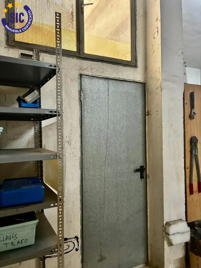 Gewerbefläche zum Verkauf in Calle SANTS DE LA PEDRA, imagen 11